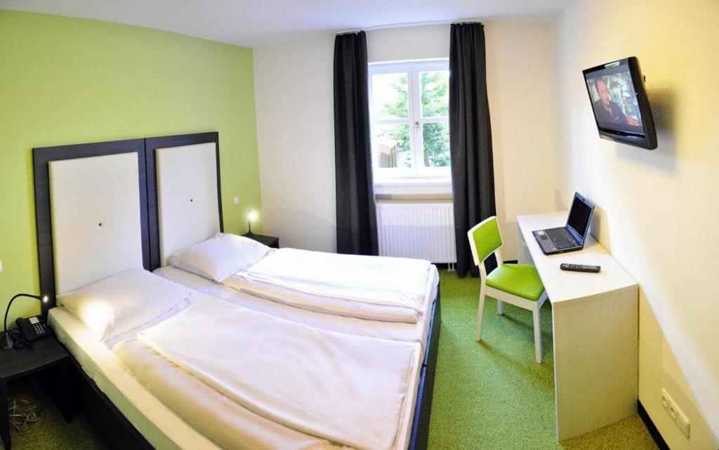 Amiga Hotel Muenchen Messe Zewnętrze zdjęcie